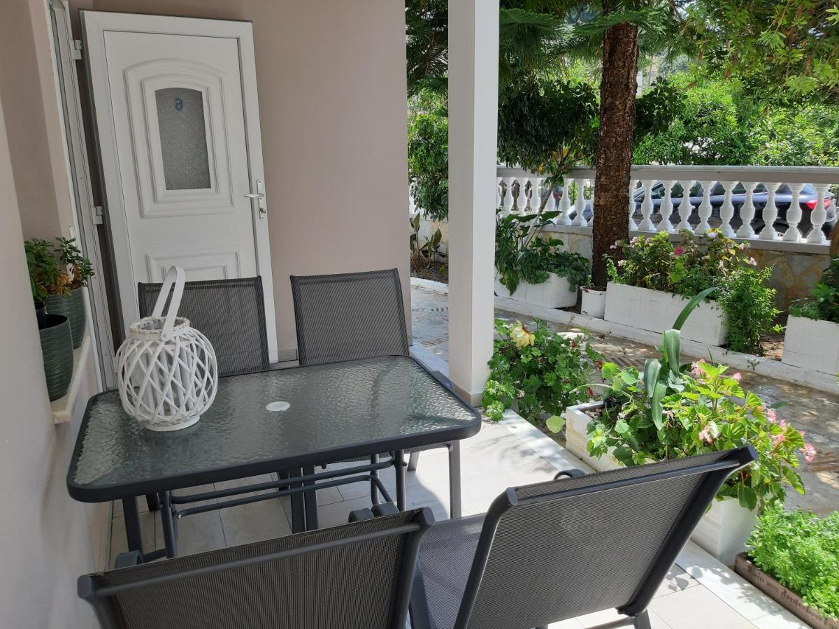 Villa Pappas Parga Exteriör bild